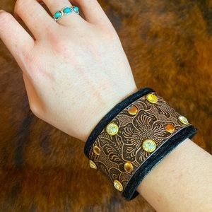 Faux-Leather Bracelet with Gold and Iridescent Buttons